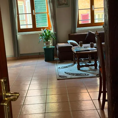 Chez Leila * Barr