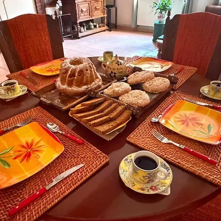 Chez Leila